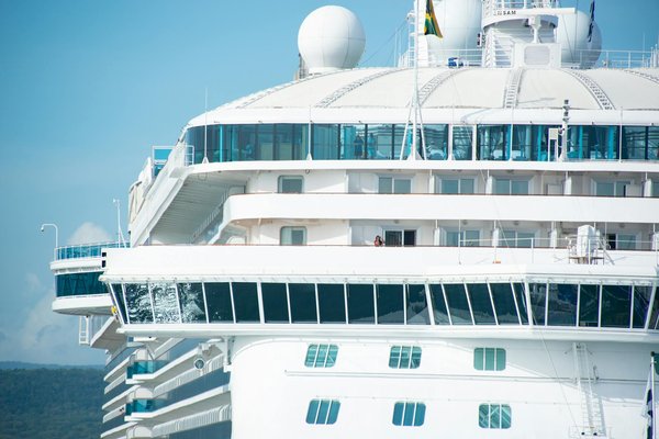 Tourisme durable : comment voyager en croisière transatlantique sans polluer ?